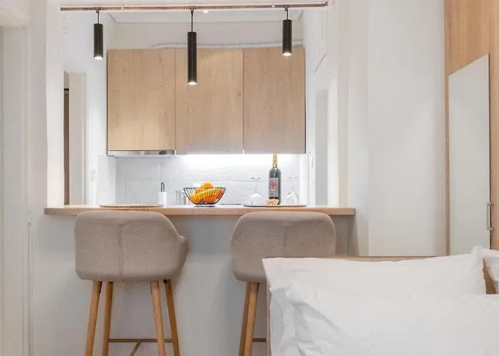 Delmare Nest Apartment *