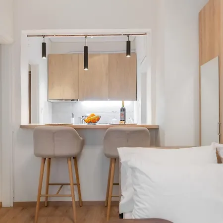 Delmare Nest Apartament *